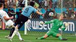 Luis Suarez zdobywa drugiego gola dla Urugwaju. Joe Hart nie obronił jego strzału