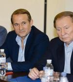Wiktor Medwedczuk i Leonid Kuczma w trakcie rozmów z separatystami. Donieck 27 czerwca