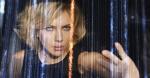 Scarlett Johansson w filmie „Lucy” gra kobietę zmuszaną do przemycania narkotyków