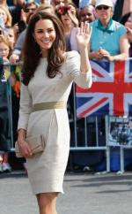 Kate Middleton, księżna Cambridge: kopertówka z klasą