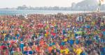 Plaża w Rio: Kilkadziesiąt tysięcy ludzi stłoczonych przed wielkim ekranem. Przeszli kontrolę, mogą pić piwo Brahma, które jest w gronie sponsorów turnieju 