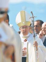 Franciszek  w Kalabrii Papież ostro potępia mafię  i odniesienia jej bossów  do religii 