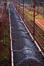 96,7 mln ton węgla kamiennego przetransportowali w 2012 r.  wszyscy kolejowi przewoźnicy działający w Polsce 