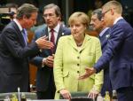 Gorące dyskusje na ostatnim szczycie trwały do środy nad ranem. Na zdjęciu od lewej: David Cameron, Pedro Passos Coelho, Angela Merkel, Antonis Samaras i Alexander Stubb 