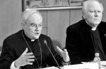 Arcybiskup Henryk Hoser (po lewej) unika w sprawach bioetycznych merytorycznej dyskusji - uważa autor
