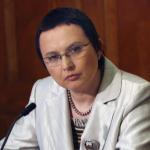 Katarzyna Hall, była minister edukacji przekonuje, że problem bezpieczeństwa w szkołach jest złożony i nie da się go w prosty sposób ocenić. Wbrew miażdżącym dla niej wynikom kontroli twierdzi, że za jej kadencji w szkołach poprawiła się atmosfera 