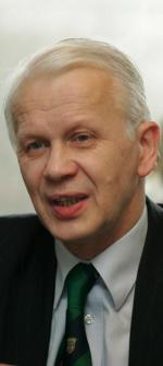 Prof. Wiesław Wiktor Jędrzejczak stoi na czele zespołu,  który w ciągu trzech lat ma dopracować metody przeszczepiania szpiku