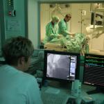 Prawie wszyscy pacjenci trafiający na stół hemodynamiczny po zawale serca mają choroby przyzębia (na zdjęciu pracownia hemodynamiki Wojewódzkiego Szpitala Specjalistycznego  w Białej Podlaskiej) 