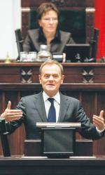 W PO od dawna wszyscy rozumieją, że Donald Tusk i Ewa Kopacz to tandem polityczny, którego nie sposób zatrzymać (na zdjęciu w Sejmie w listopadzie 2011 r.; debata po exposé premiera) 