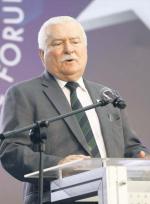 >Lech Wałęsa: Nie możemy przestać budować nowego ładu, budujmy coś, co ma szanse być lepsze   >Lech Wałęsa: We cannot stop building the new order, let us build something that has a chance to be better 