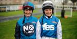 Linia podziału w szkockim referendum jest zauważalna także na torze wyścigów konnych w Edynburgu