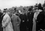 Z nadzieją na zwycięstwo: obchody święta  3 Maja we Francji, rok 1940.  Pierwszy z lewej generał Władysław Sikorski