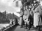 5 października 1939 roku  Adolf Hitler odbierał  w Warszawie defiladę zwycięstwa