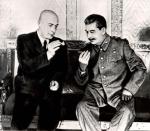 Od 100 zł rozpocznie się licytacja historycznej fotografii przedstawiającej premiera Józefa Cyrankiewicza ze Stalinem 