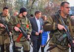 Przywódca samozwańczej Donieckiej Republiki Ludowej Aleksander Zacharczenko w otoczeniu ochroniarzy