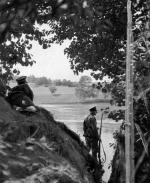 Niemen, rzeka płynąca przez serce Wielkiego Księstwa, stał się po I wojnie światowej rzeką graniczną.  Na zdjęciu z 1934 roku patrol żołnierzy Korpusu Ochrony Pogranicza