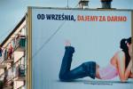 Tą reklamę zaskarżono w sądzie. Dziesiątki podobnych można zobaczyć, jak Polska długa i szeroka. Sex sells! Fot. Tadeusz Koniarz