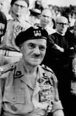 Generał Władysław Anders na Monte Cassino podczas obchodów 25-lecia bitwy  w maju 1969 r., na rok przed śmiercią