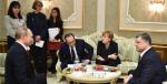 W tym saloniku w Pałacu Niepodległości w Mińsku przywódcy Rosji, Francji, Niemiec i Ukrainy negocjowali 17 godzin