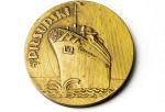 Medal upamiętnia pierwszy rejs transatlantyku M/S Piłsudski
