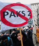 Opozycja protestuje przeciw rozbudowie elektrowni w Paksu