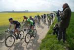 Po bruku w wyścigu Paryż-Roubaix kolarze jadą ponad 52 km. Cała trasa liczy 253 km