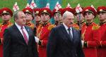 Prezydenci Giorgi Margwelaszwili i Aleksander Łukaszenko. Po 12 latach reform Gruzja jest ponad dwa razy biedniejsza od Białorusi
