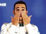 Lewis Hamilton przedłużył umowę z Mercedesem. Przez kolejne trzy lata ma zarobić 100 mln euro