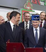 Władimir Putin z Matteo Renzim podczas rosyjskiego dnia na Expo w Mediolanie