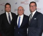 Rupert Murdoch z synami: Lachlanem (z lewej) i Jamesem. Fot. Jason Kempin