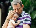 Samotny ojciec dziecka będzie mógł, ale nie musiał, skorzystać z urlopu macierzyńskiego
