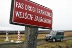Coraz mniej osób nielegalnie przekracza zieloną granicę, częściej na przejściu granicznym składają wnioski o przyznanie im prawa pobytu w Polsce