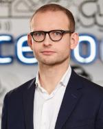 Jakub Turowski jest w Facebooku  head of public policy na Polskę.
