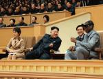 Dennis Rodman bywa w Korei Północnej do dziś. Ostatnio był tam w styczniu 2014 roku i oglądał mecz baseballa w towarzystwie dyktatora Kim Dzong Una 
