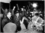 Rejestracja związku, jesień 1980 roku. W centrum zdjęcia i wydarzeń – Lech Wałęsa