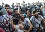 Turecka policja uniemożliwia przejście syryjskim uchodźcom granicy z Grecją w Edirne