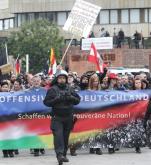Demonstracja w Lipsku przeciwko uchodźcom ruchu Ofensywa dla Niemiec