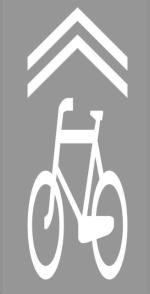 Znak wskazuje kierunek, z jakim ma się poruszać cyklista  