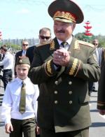 Rodzina Łukaszenków: prezydent Aleksander i syn Kola 