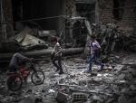 W tym miejscu znajdował się szpital polowy w Doumie na przedmieściu Damaszku kontrolowanym przez antyasadowską opozycję. Został zbombardowany przez siły prezydenta Baszara Asada 