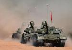 Dzień Czołgisty obchodzony na poligonie pod Petersburgiem: balet czołgów T-80