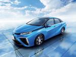 Toyota Mirai – pierwszy seryjnie produkowany samochód na wodór. Auto wychwytuje także energię powstającą podczas hamowania. Moc baterii to 114 kW, czyli 154 KM. Prędkość maksymalna: 179 km/h. Przyspieszenie do 100 km/h: 9 sekund. Zasięg 502 km. Czas tankowania: 3 minuty. Cena auta w Japonii to 6,7 mln jenów, czyli 214 tys. PLN. Nabywca otrzymuje jednak państwową dotację równą jednej trzeciej ceny.