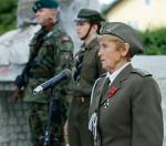 Jedną z ofiar białoruskich władz jest szefowa Stowarzyszenia Żołnierzy AK na Białorusi Weronika Sebastianowicz (na zdjęciu podczas uroczystości w Augustowie, sierpień 2013) 