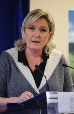 Jeżeli Marine Le Pen wygrałaby wybory prezydenckie we Francji, to prawdopodobnie pół roku później odbyłoby się referendum w sprawie opuszczenia Unii Europejskiej