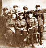 Funkcjonariusze UBP w Augustowie i ich sowieccy doradcy