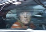 Kierowana przez Angelę Merkel CDU traci zwolenników, ale nie na tyle, aby wróżyło to rychły koniec politycznej kariery pani kanclerz. Na zdjęciu szefowa niemieckiego rządu przybywa na szczyt UE 7 marca tego roku