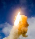 Rakieta Standard Missile-3 Block IIA Raytheona w akcji. Takie pociski uzbroją słupską tarczę
