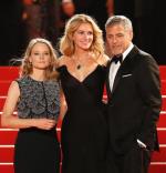 Jodie Foster, Julia Roberts i George Clooney po pokazie w Cannes filmu „Money Monster”