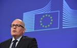 W poniedziałek Komisja Europejska, która upoważniła Fransa Timmermansa do kontaków z Polską, prowadziła dialog z rządem w Warszawie