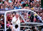 2,5 mln pielgrzymów, przyjazd papieża Franciszka – Światowe Dni Młodzieży (27-31 lipca 2016 r.) będą stanowić wielkie wyzwanie dla służb odpowiedzialnych za bezpieczeństwo. Na zdjęciu papież podczas poprzednich ŚDM, trzy lata temu w Rio de Janeiro